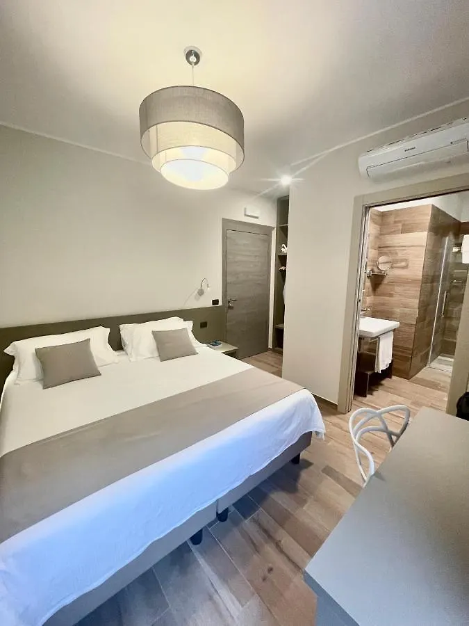 Hotel Baia Di Pare Valmadrera