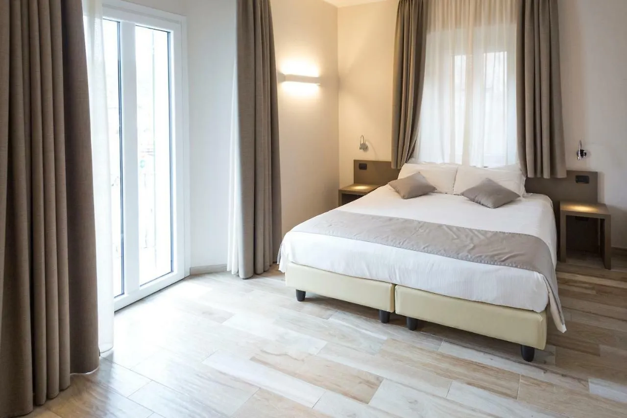 Hotel Baia Di Pare Valmadrera