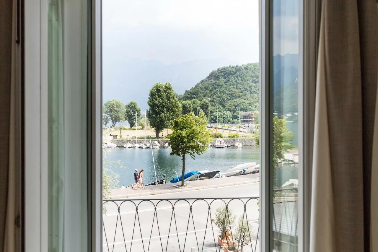 Hotel Baia Di Pare Valmadrera 2*,  Italy