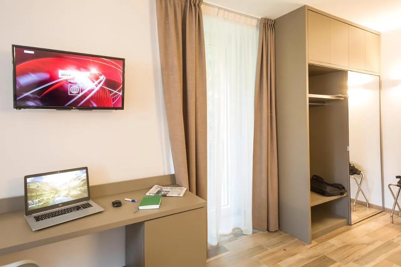 Hotel Baia Di Pare Valmadrera