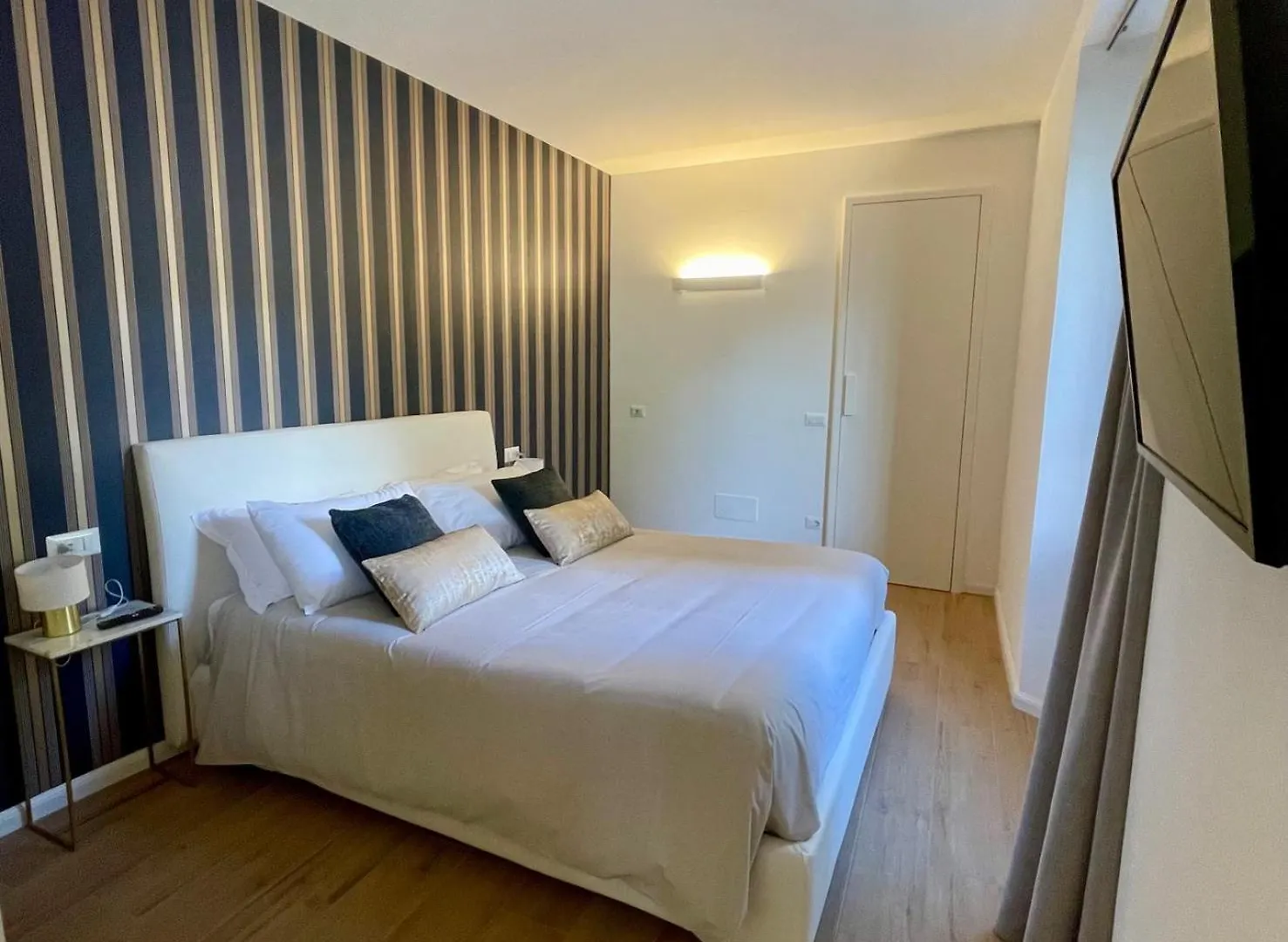 Hotel Baia Di Pare Valmadrera
