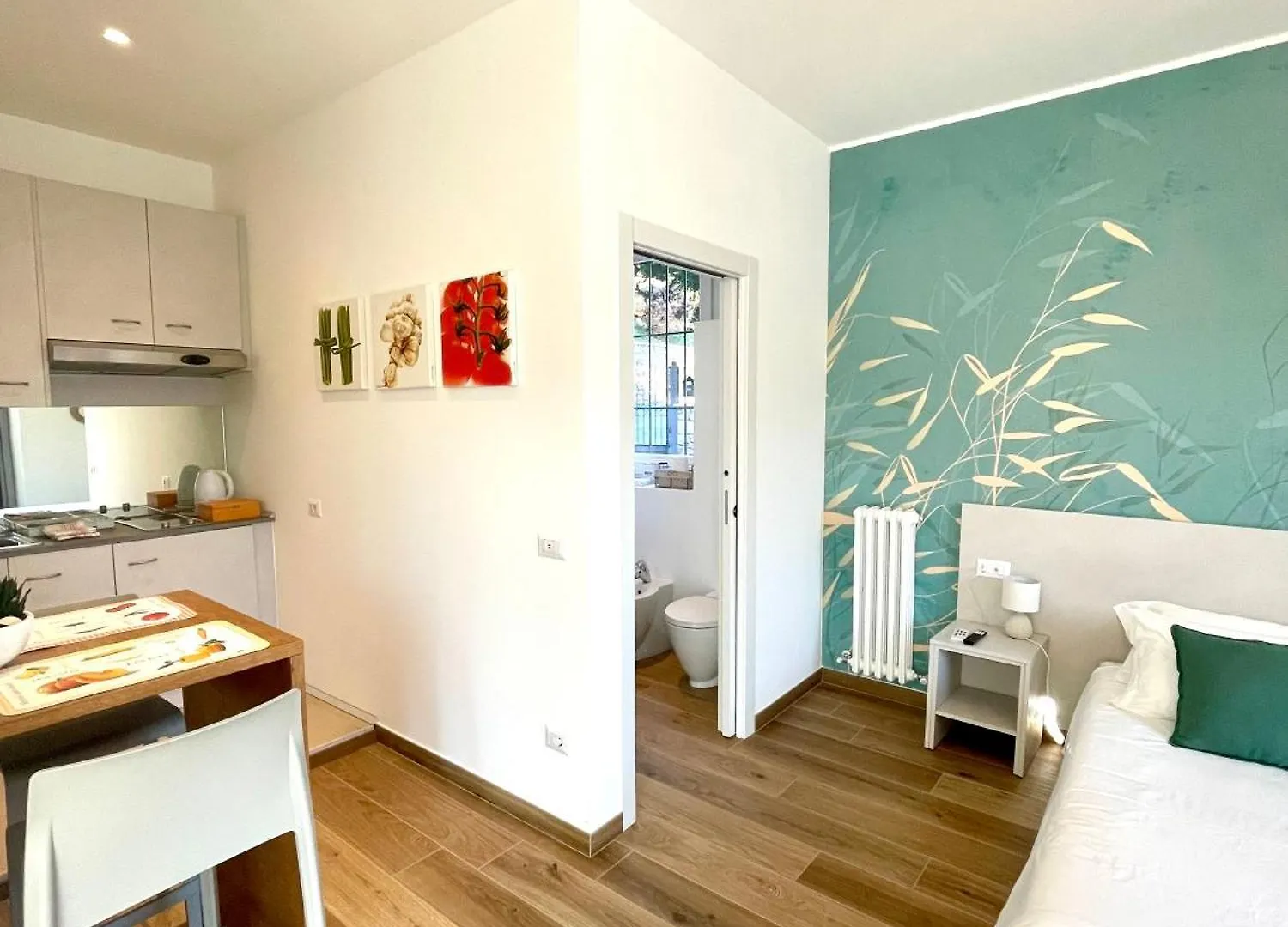 Hotel Baia Di Pare Valmadrera 2*,